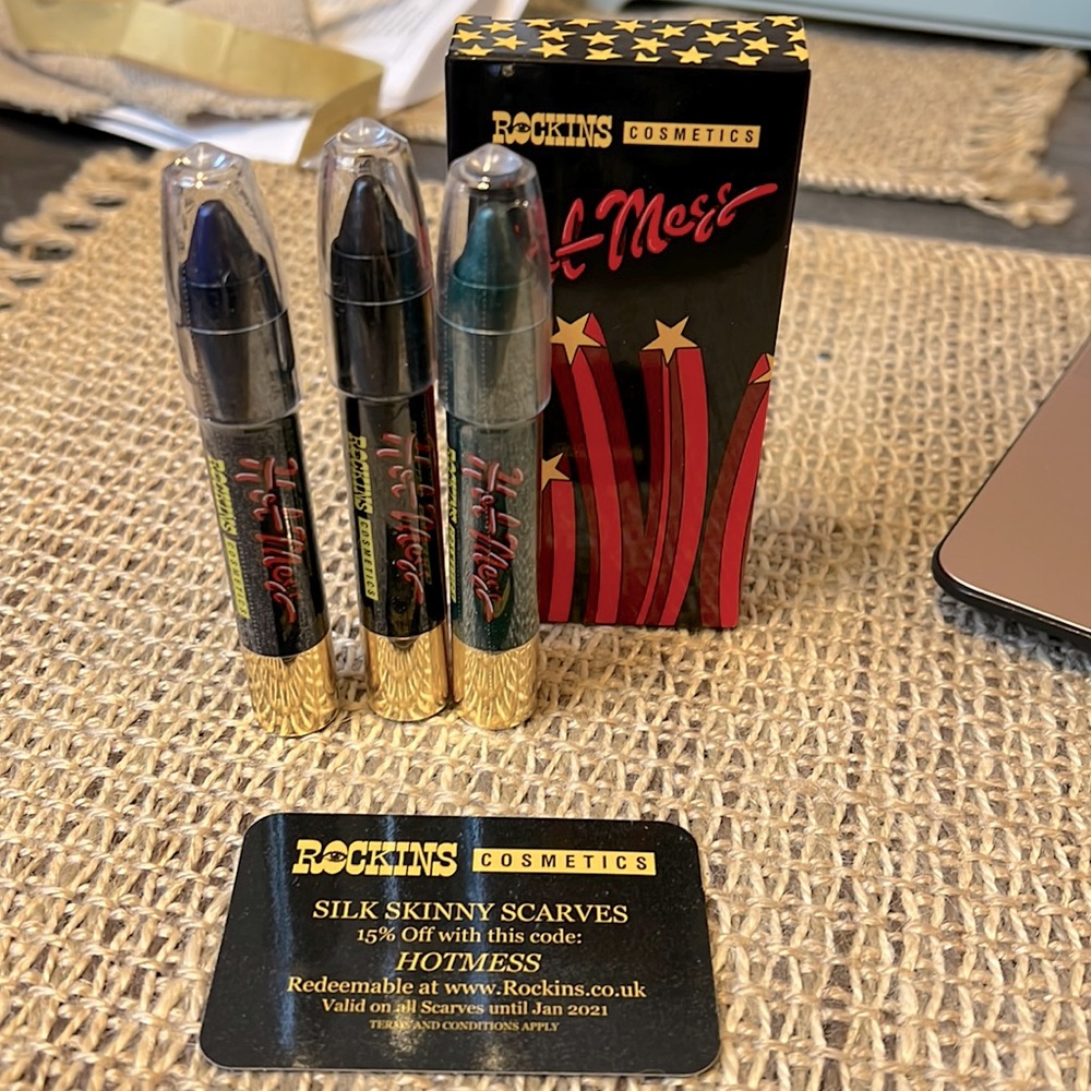 Hot Mess Rockins’ Cosmetics Glitter Gel Eye Pen Set